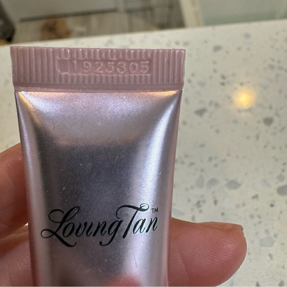 Deluxe Gradual Tan Nourishing Tinted Body Lotion- Dark 20ml/0.6 fl.oz. Brand new - Picture 6 of 14
